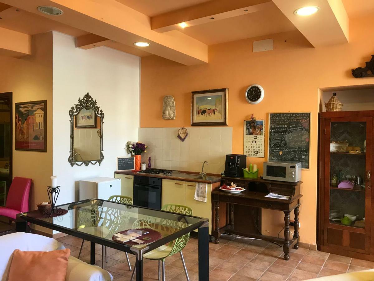 Alloggio Turistico La Stalla Toscânia Exterior foto